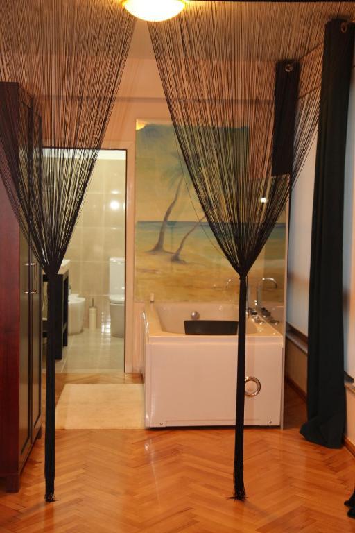 Hotel De Paris Tirana Quarto foto